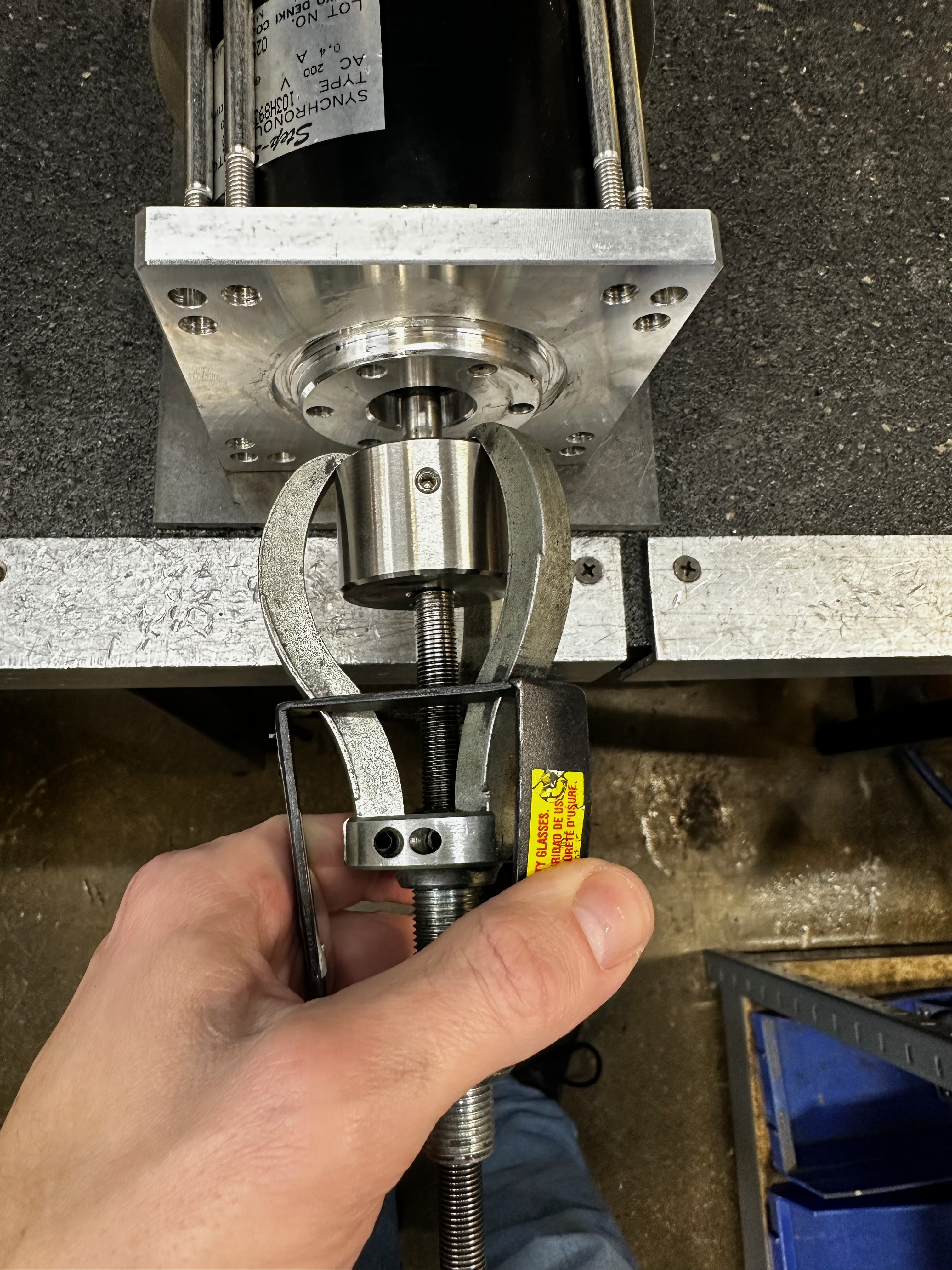 three jaw puller on the crank